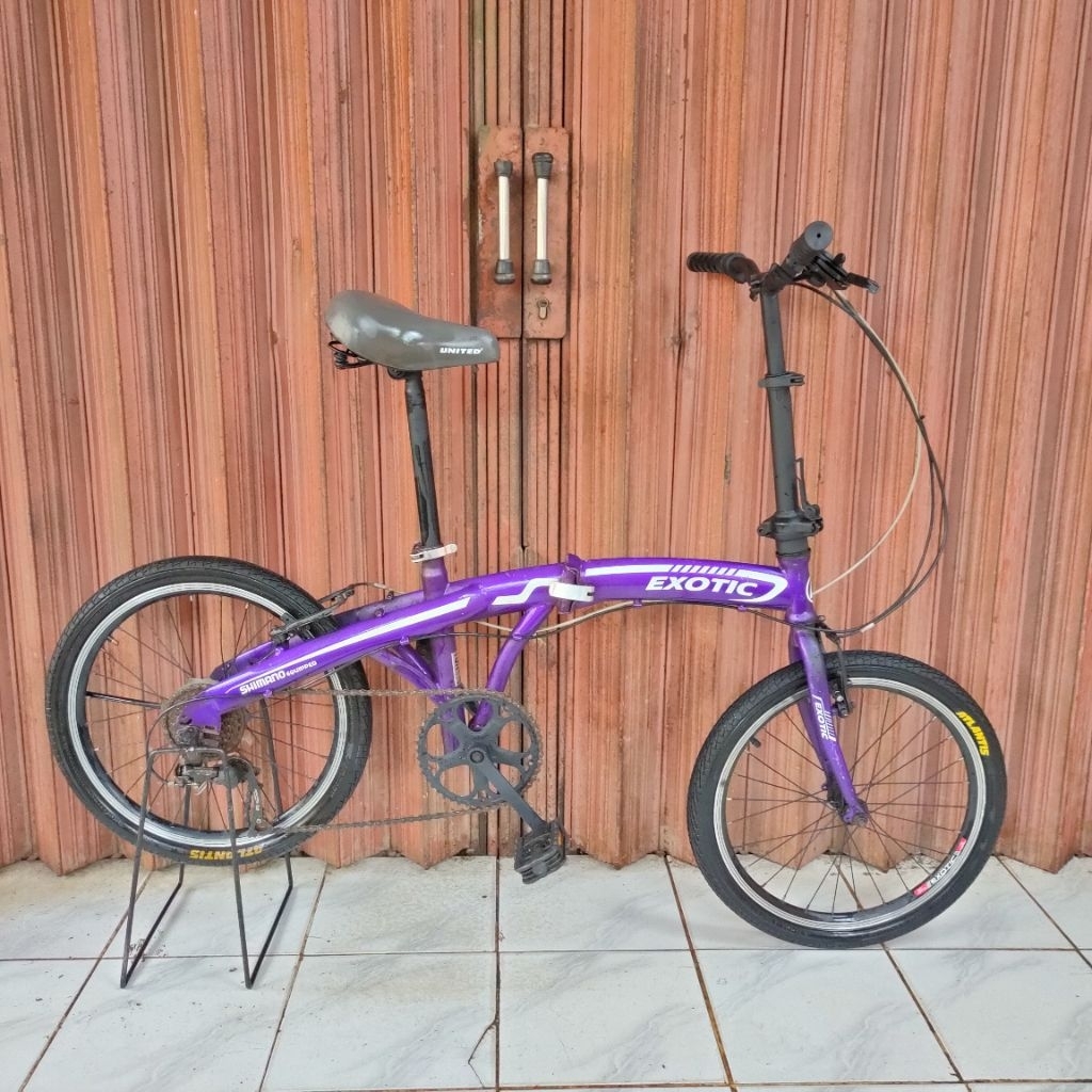 Sepeda Lipat Exotic ukuran 20