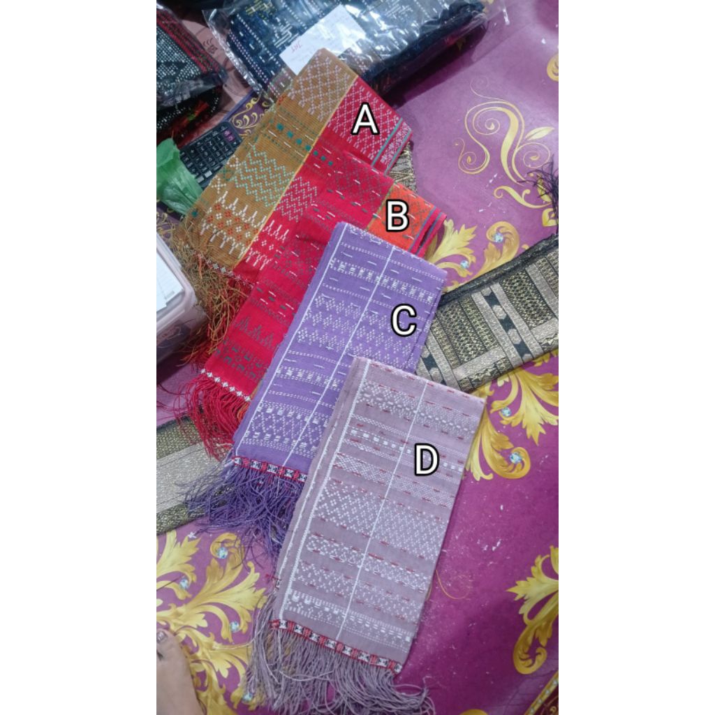 Ulos Hande-hande Tenun Tangan Tarutung Tempahan Selendang Batak