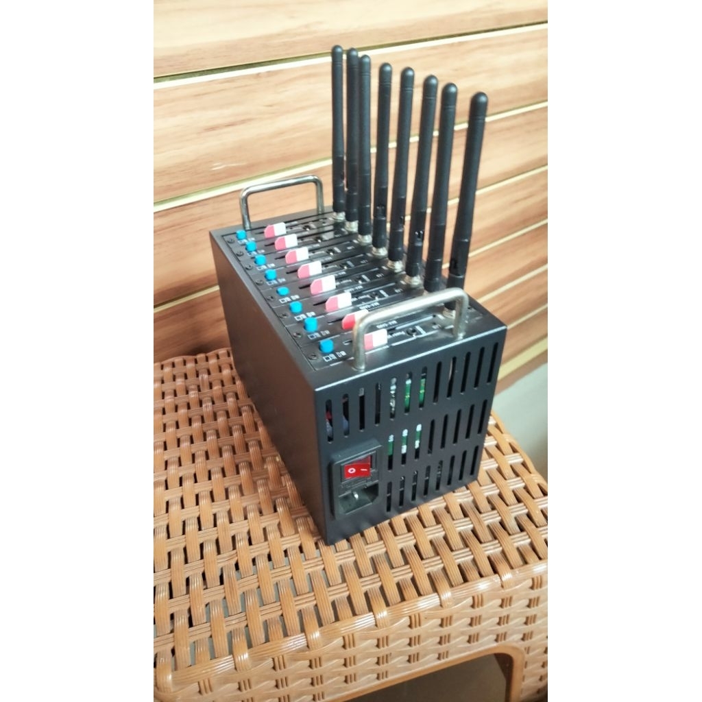 Modem Pool 8 port Q24 plus Q24 By WAVECOM