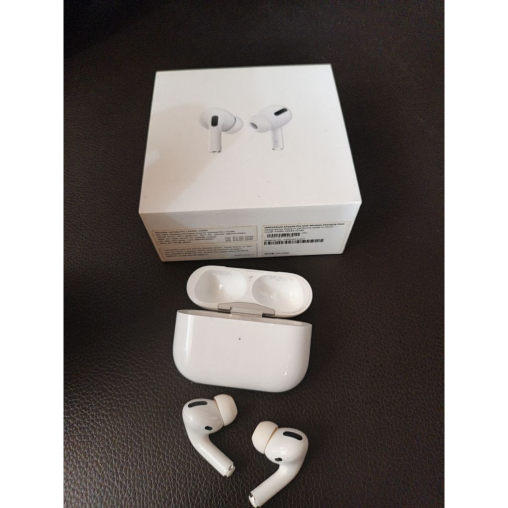 APPLE AIRPODS PRO - ORIGINAL free casing