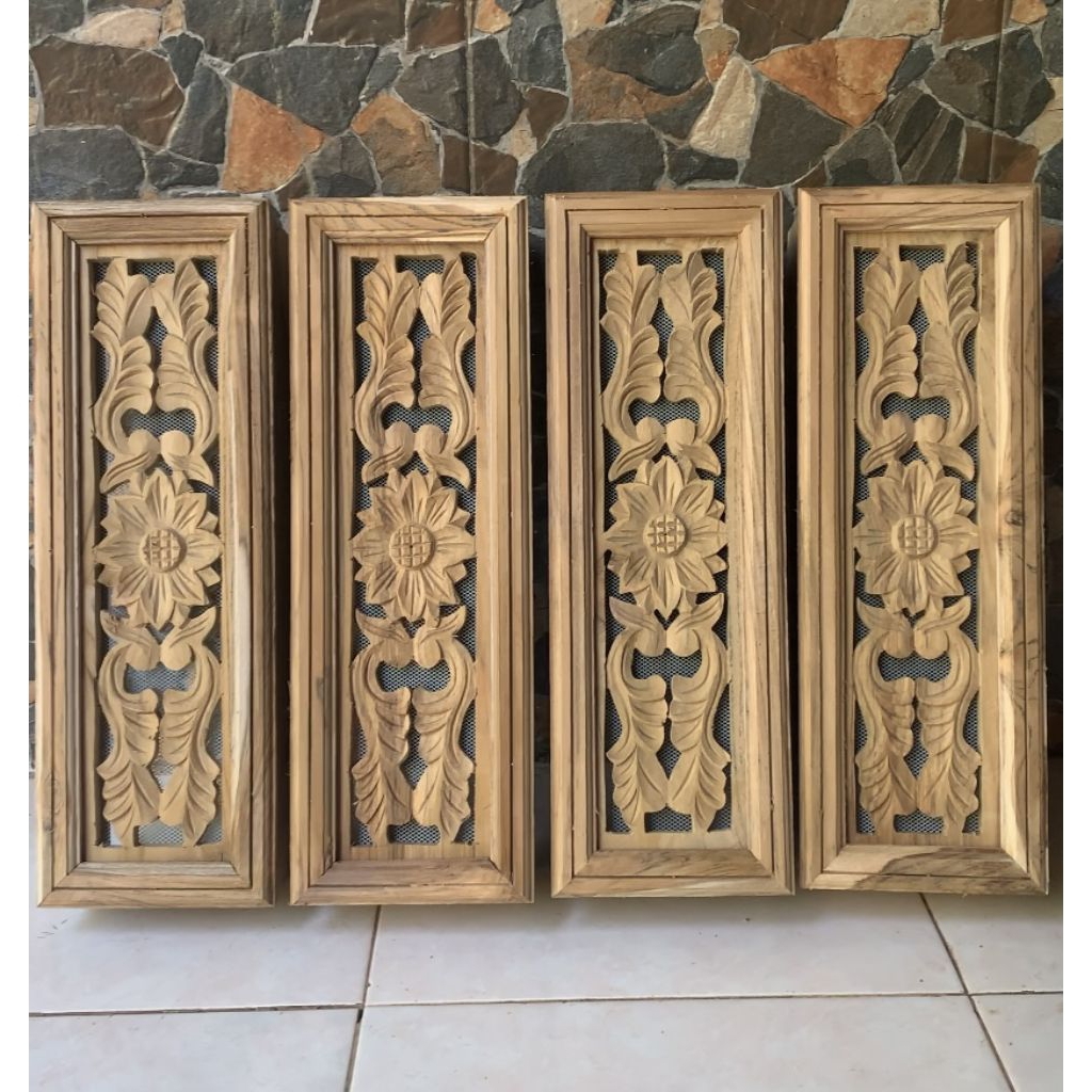 loster kayu jati 50 x 17 cm ukir bunga ventilasi udara