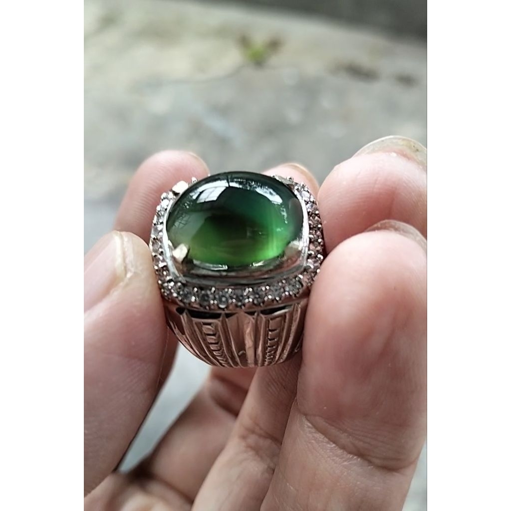 BATU CINCIN HIJAU GARUT CIKOLAK SUPER KRISTAL + MEMO BUKAN BACAN DOKO KALIMAYA SOLAR  LUMUT PIRUS TO