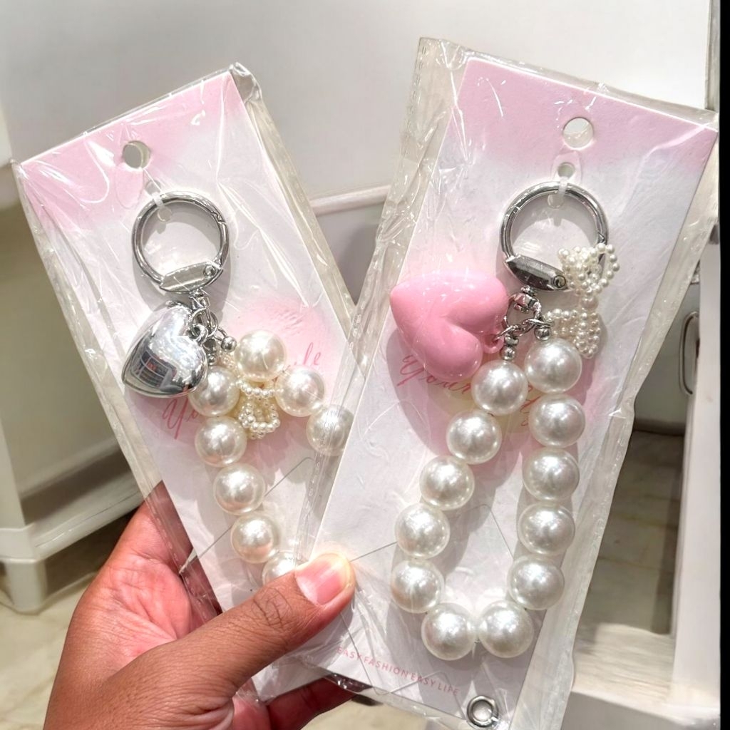 MINISO SOFT PEARL PHONE BEADS BAG CHARM LUCU ESTETIK MANIK MANIK