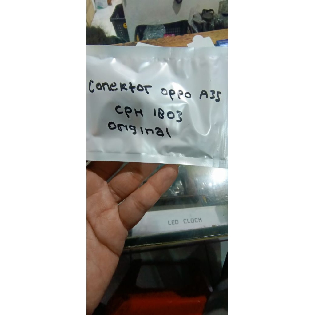 Konektor Oppo A3s CPH 1803