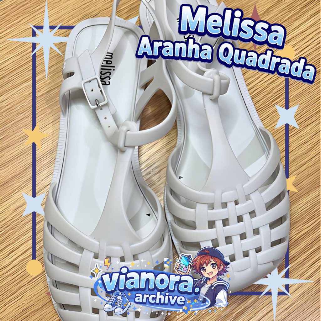 PRELOVED | Melissa Aranha Quadrada
