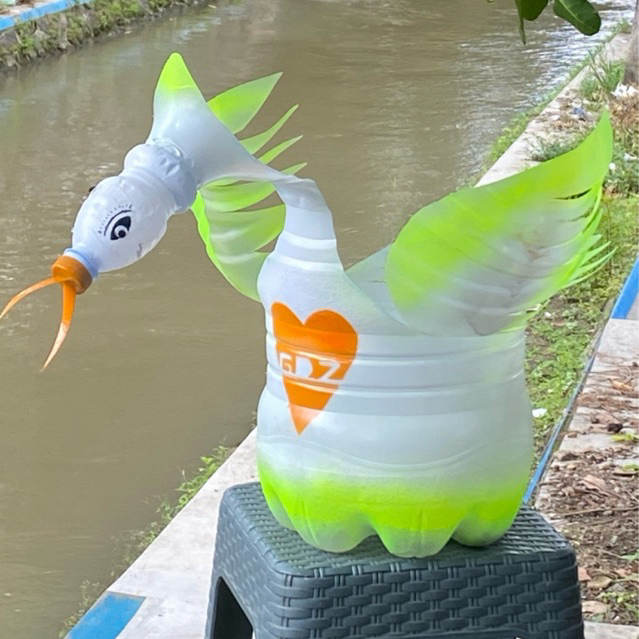 Blumenhaut Flamingo Green Pot Taman Dari Galon