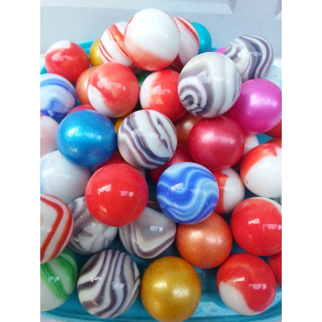 50 Biji Kelereng Campuran Antara Merah Putih, Candy , Lolipop
