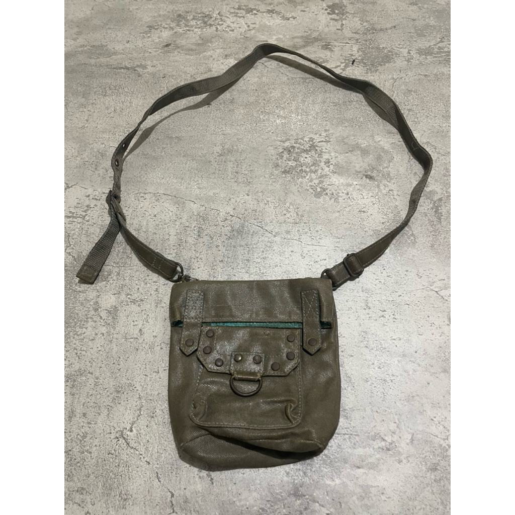 TAS SLINGBAG COWOK-CEWEK KULIT VINTAGE BY EXR