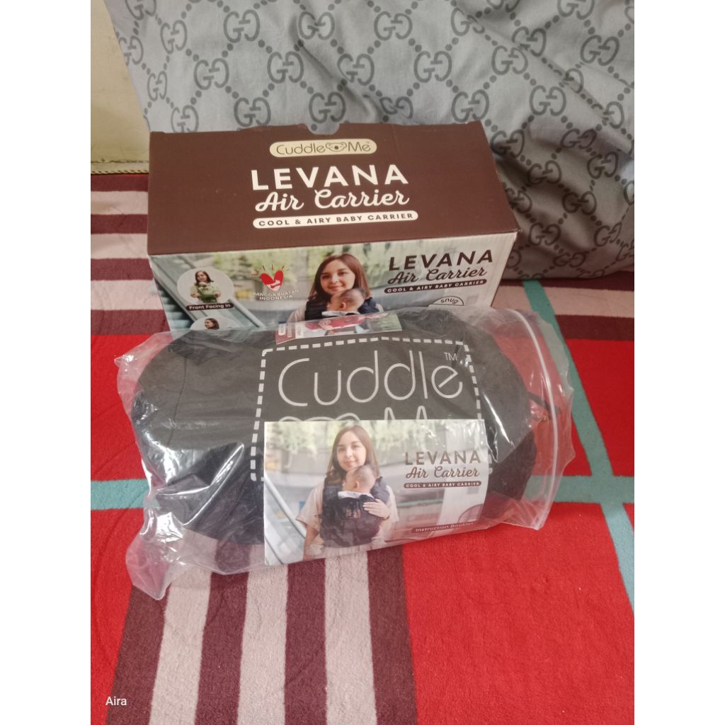 cuddle me levana air preloved