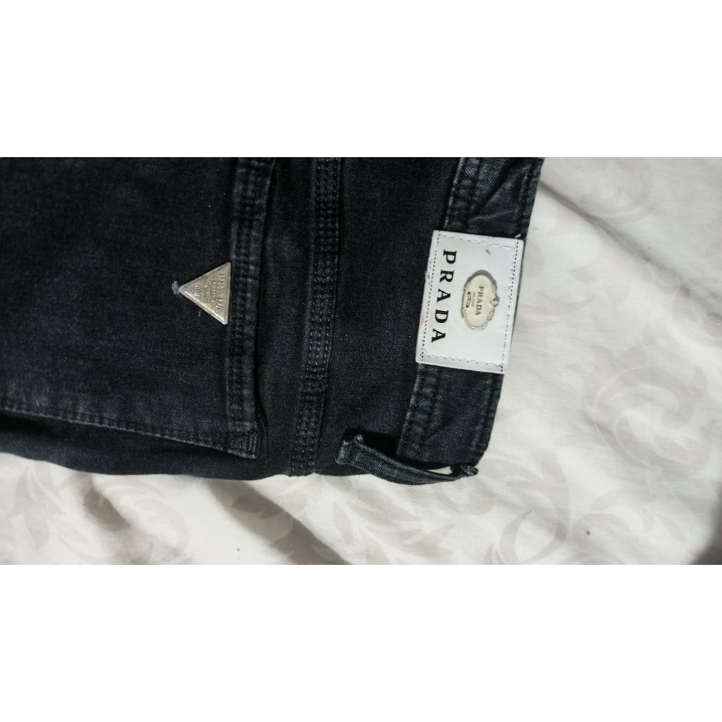 PRELOVED Celana Jeans Prada Pria/Wanita