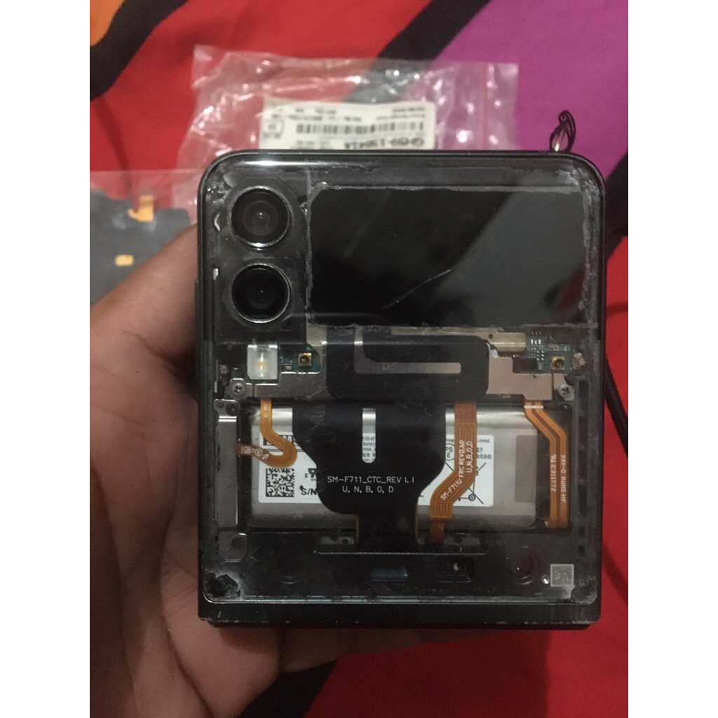 mesin samsung z flip 3 minus lcd tidak ada