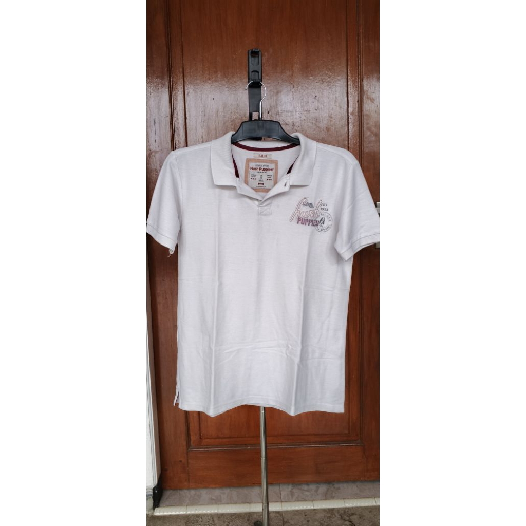 kaos kerah hush puppies