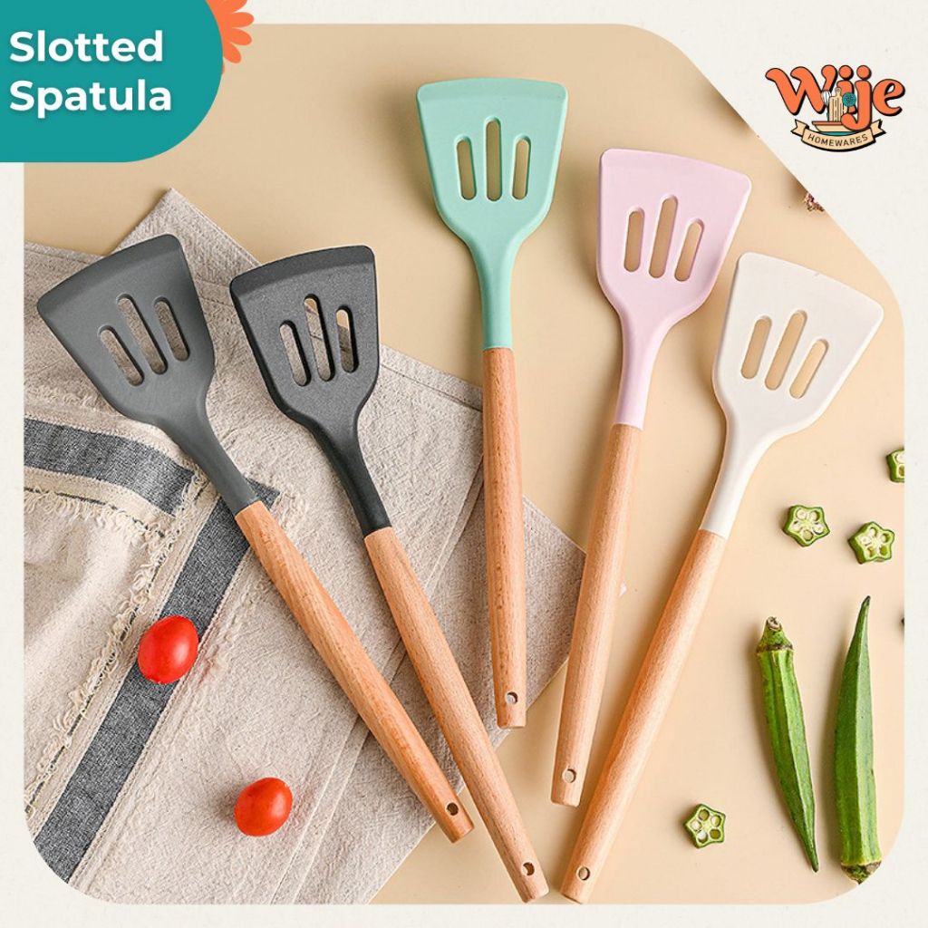 Spatula Lubang Silikon Utensil Gagang Kayu Tahan Panas Sutil Lubang Silikon Tahan Panas