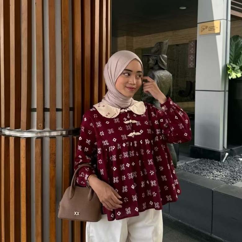 Aaradhya Blouse Batik / Baju Batik / Luaran Batik /Baju Batik Modern / Baju Batik Anak Muda / Baju B