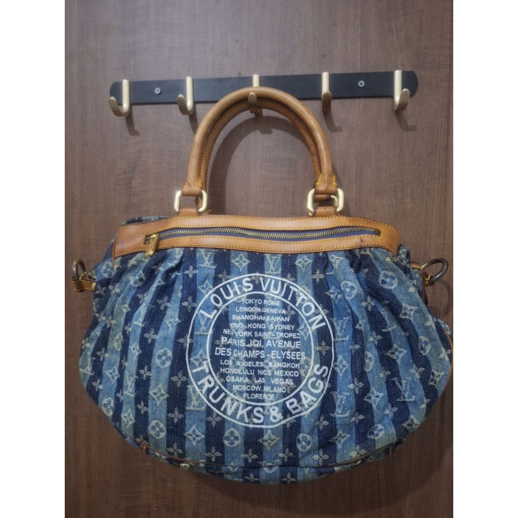 Tas Louis Vuitton Monogram Denim Cabas Raye Preloved
