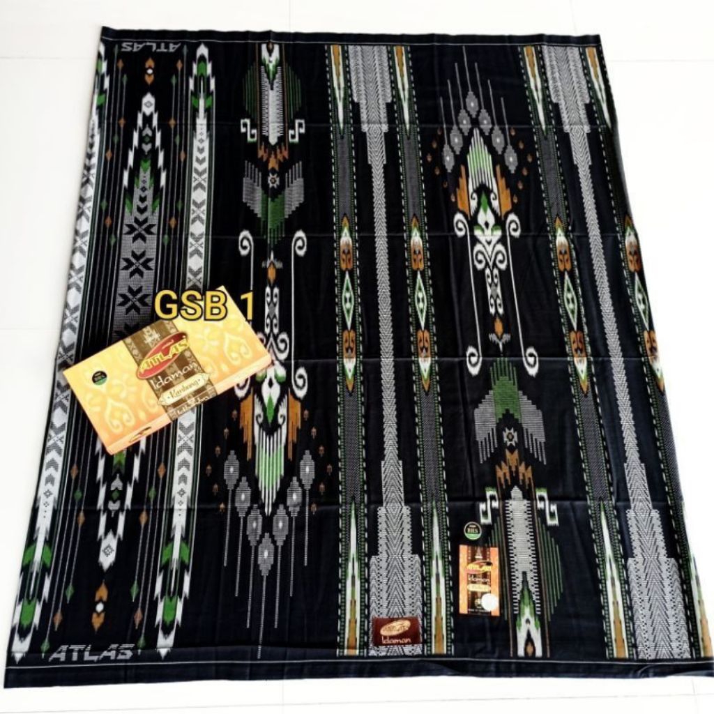 SARUNG ATLAS IDAMAN HARMONI KEMBANG HITAM SERIES MOTIF BHS KAWUNG BATIK JAWA PEKALONGAN GUS KAUTSAR 