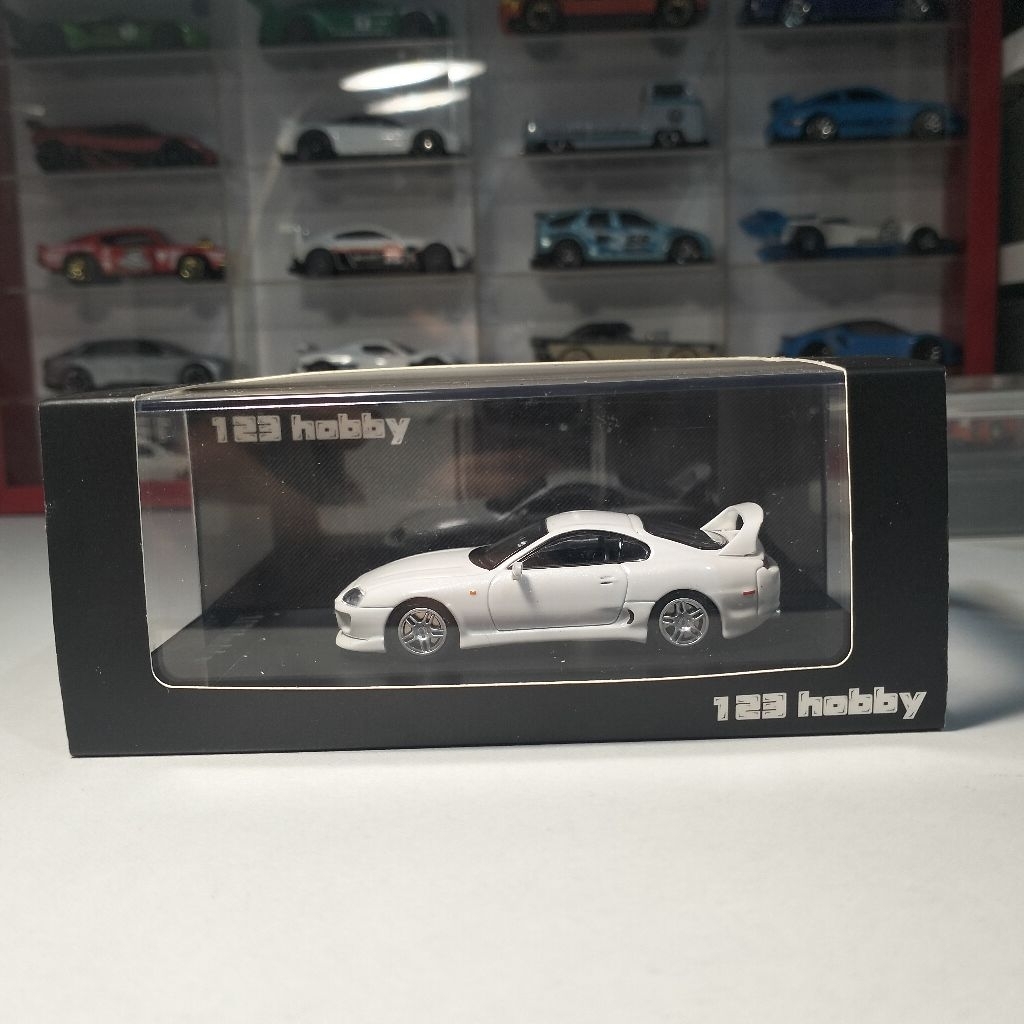 Diecast Toyota Supra MK4 – 1:64 (123 Hobby)
