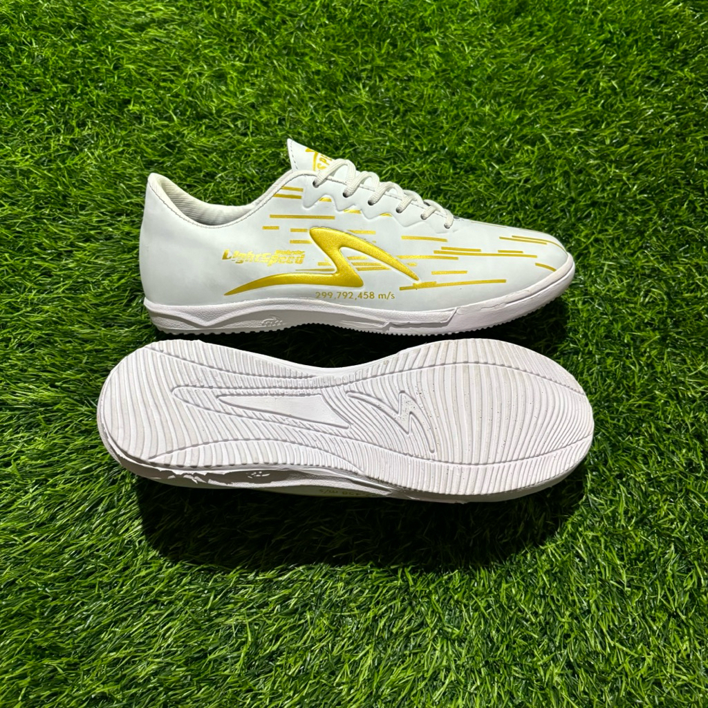 TERBARU SPECS ALPHA  SEPATU FUTSAL SPECS ALPHA, INVINITY KELUARAN TERBARU