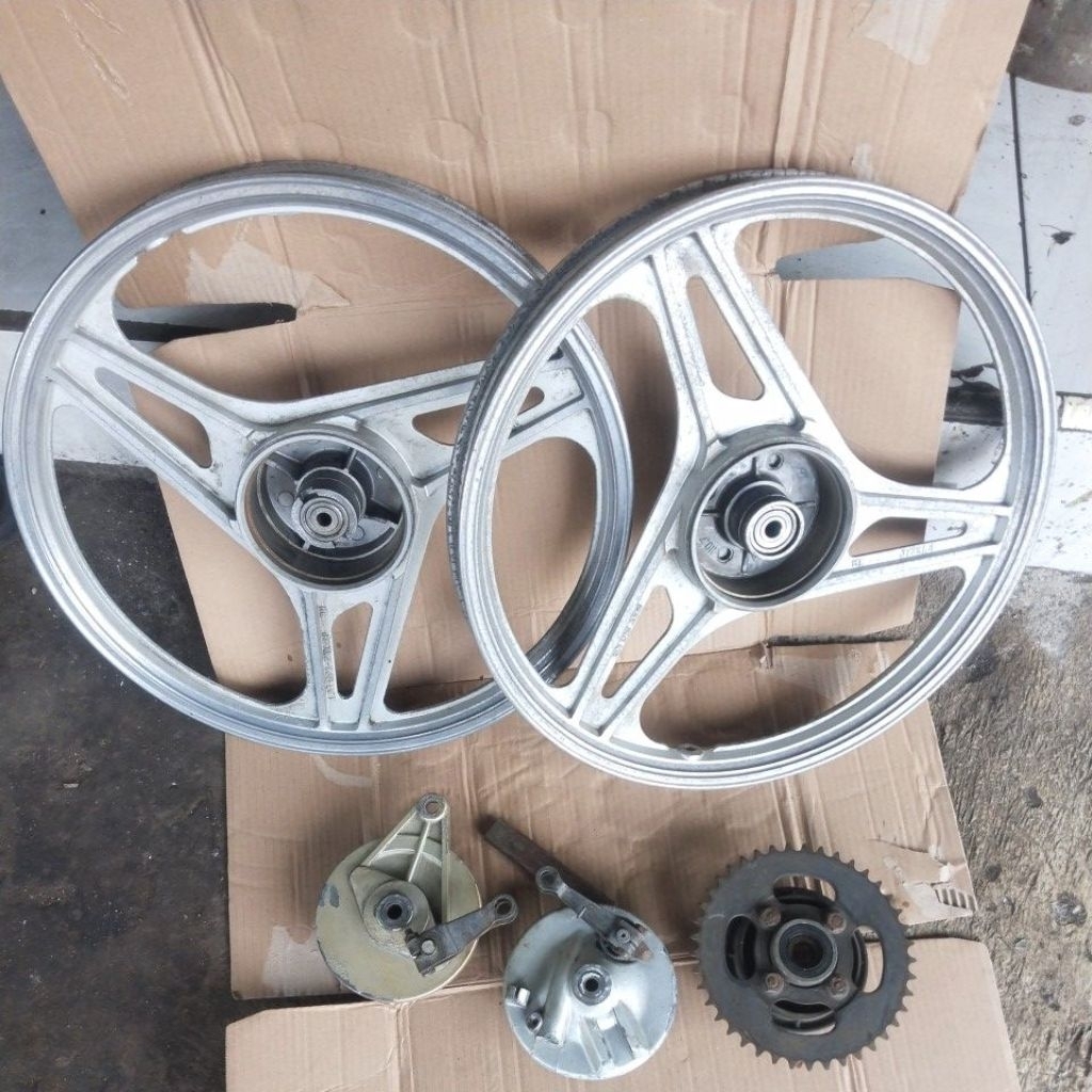 VELG DEPAN BELAKANG JIALING GRAND PRIMA BULUS LEGENDA IMPRESSA