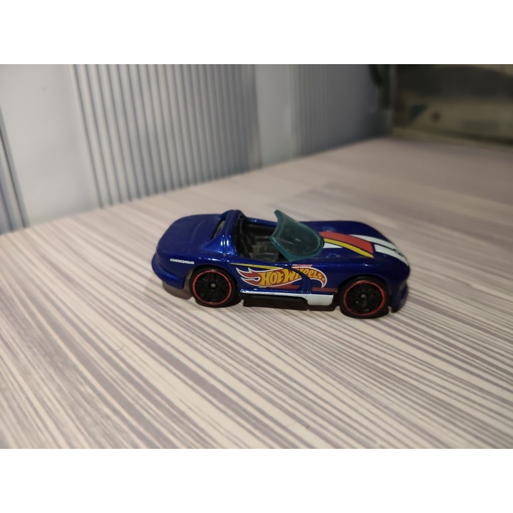 Hot Wheels Dodge Viper RT/10