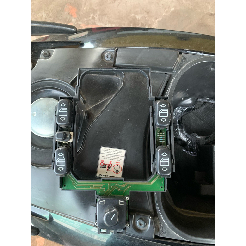 switch power window mercy w210 e230