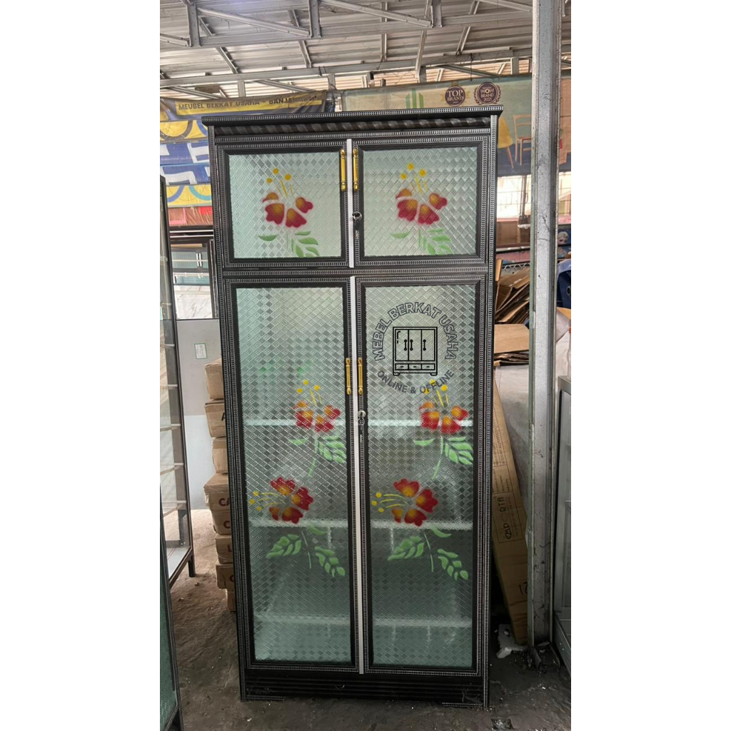 Lemari Rak Piring Kaca 4 Pintu Tinggi 165 cm
