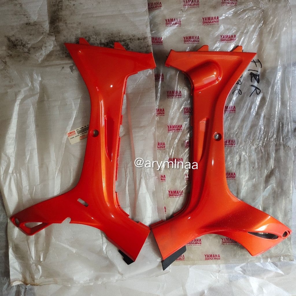 SAYAP DALAM LEGSHIELD F1ZR FIZR FIZ R OREN ORANGE MILENIUM VOM2 4US-F8385-00-P3 / 4US-F8395-00-P3 OR