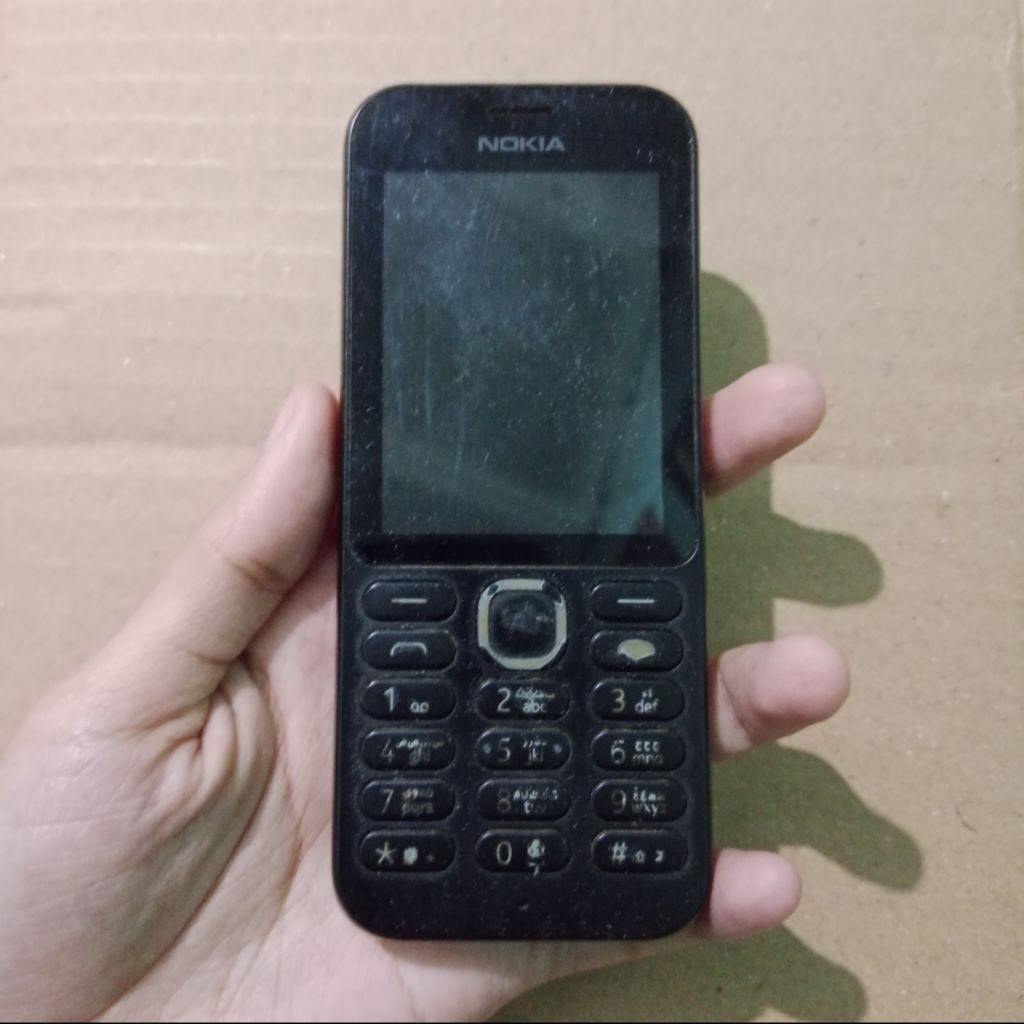 Nokia 215 Bekas