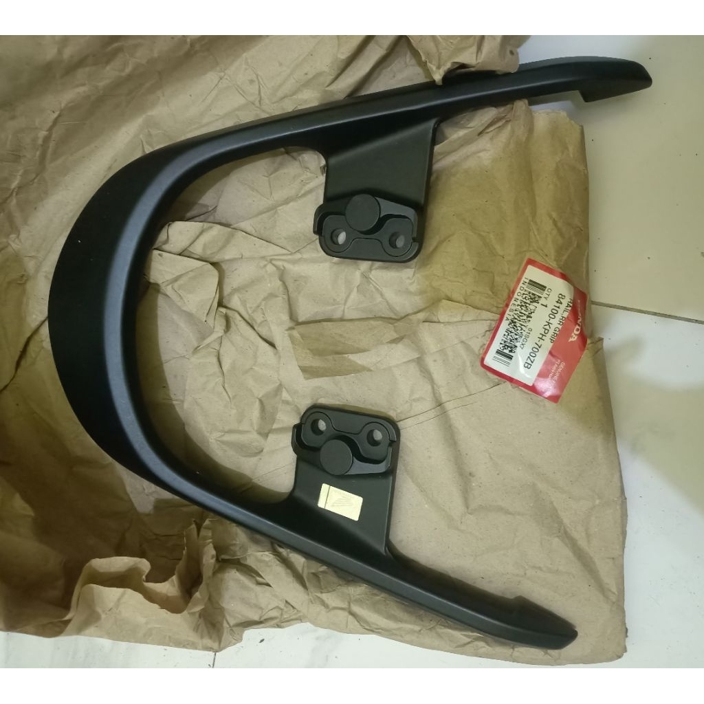 Planger Pegangan Kharisma Begel Hitam Doff 84100-KPH-700ZB