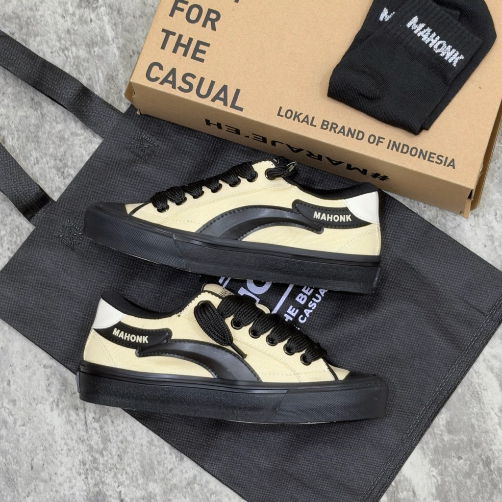 SEPATU MAHONK MAXBOLD LUNAR CREAM BLACK // Sepatu Gemuk Original // sepatu Trandmasakini Ootd Pria W