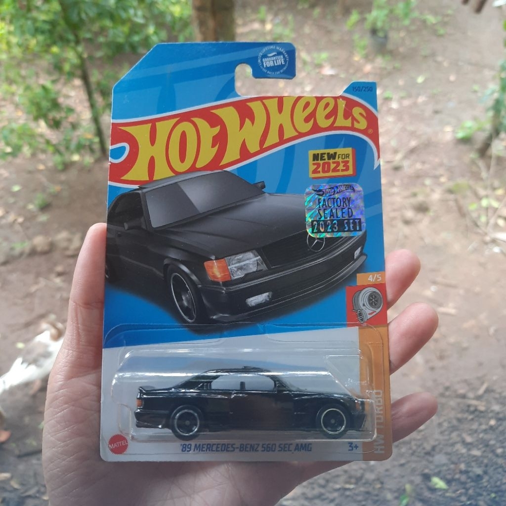 HOT WHEELS AKTA MERCEDES BENZ 560 FS