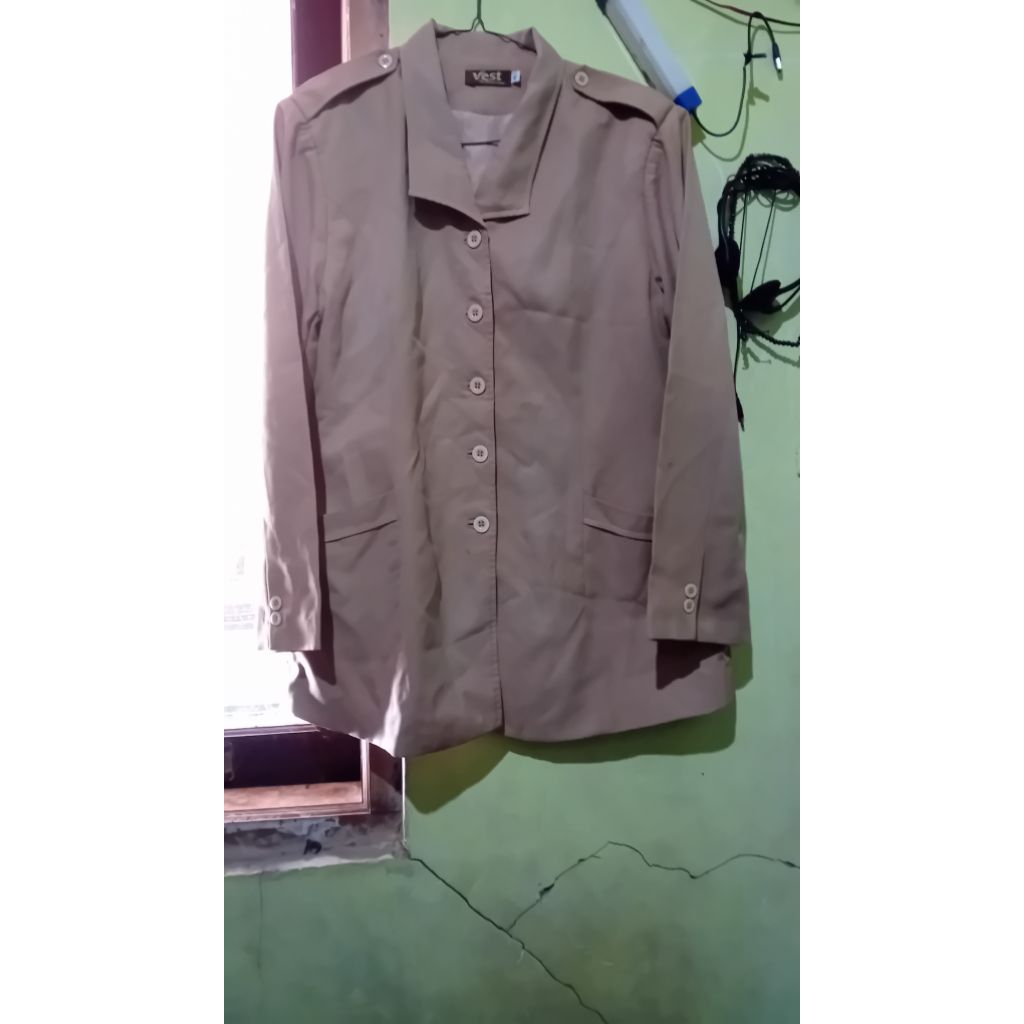 Seragam Guru Preloved