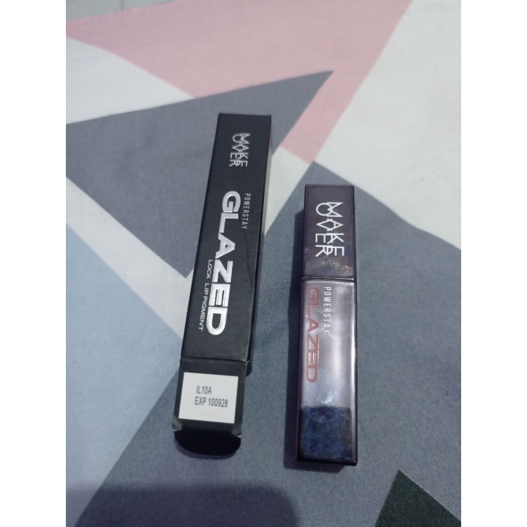 Makeover powerstay glazed shade D22 lowkey