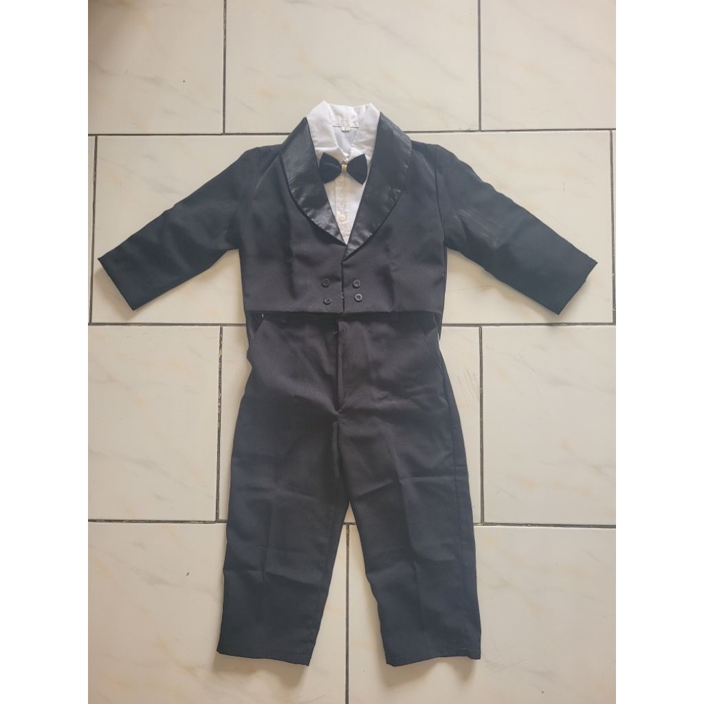 PRELOVED JAS ANAK TUXEDO size L (3 in 1) hitam