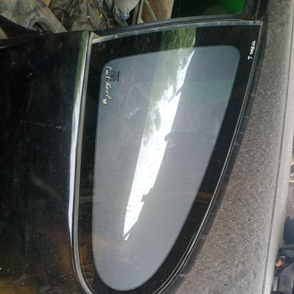 kaca mati honda stream sebelah kiri