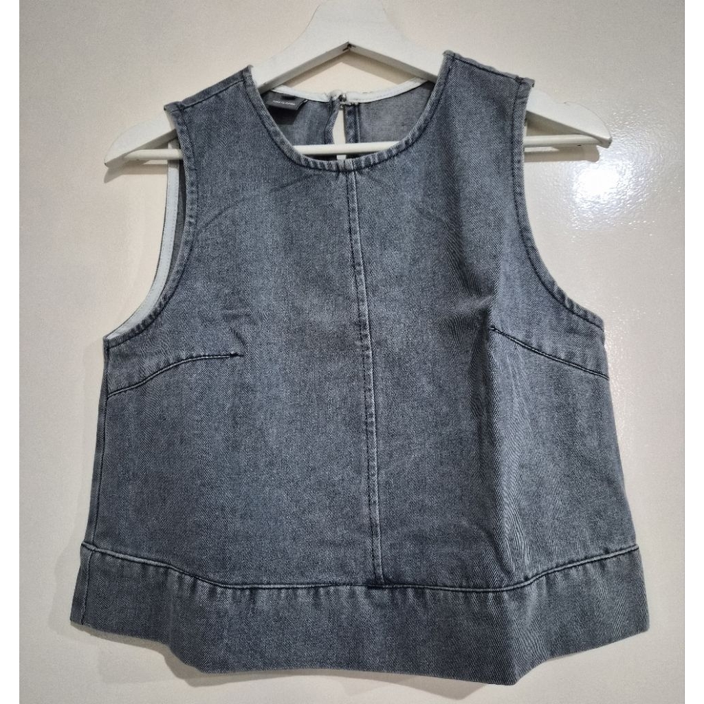 THIS IS APRIL VEST DENIM