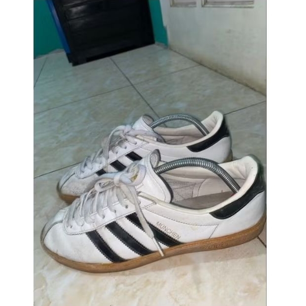 adidas munchen second