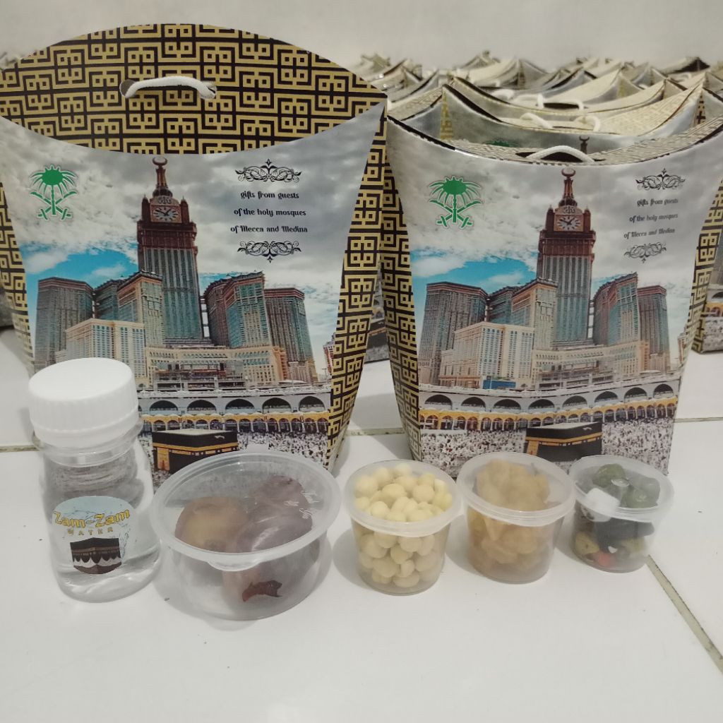 Paket Souvenir oleh2 haji dan umroh