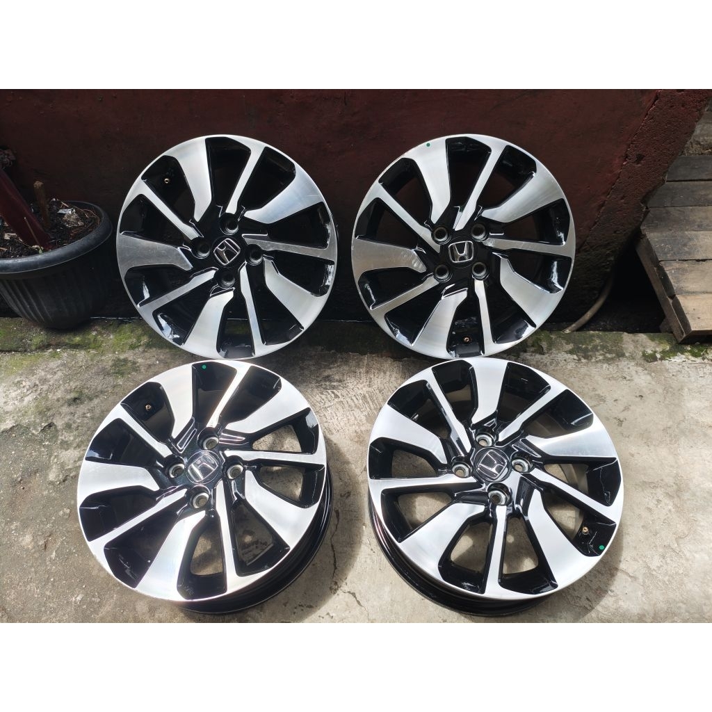 velg copotan Honda Brio RS r15 original