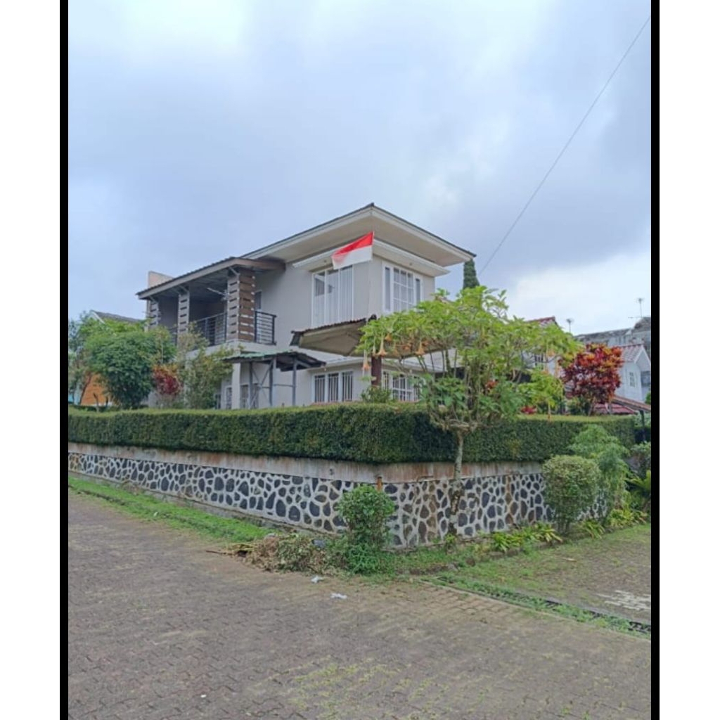 Villa Green Apple Cipanas Puncak Cianjur