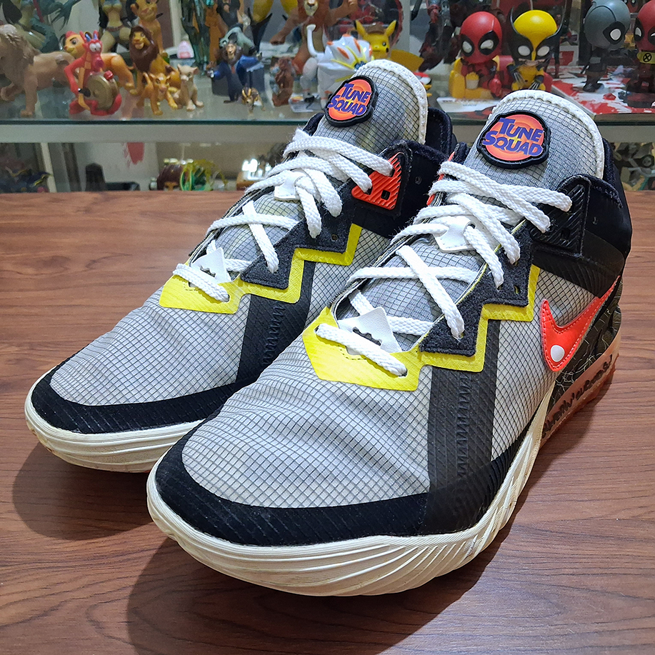 Space Jam x N LeBron 18 Low Sylvester x Tweety Sepatu Basket Basketball Lifestyle Sneakers Shoes Siz