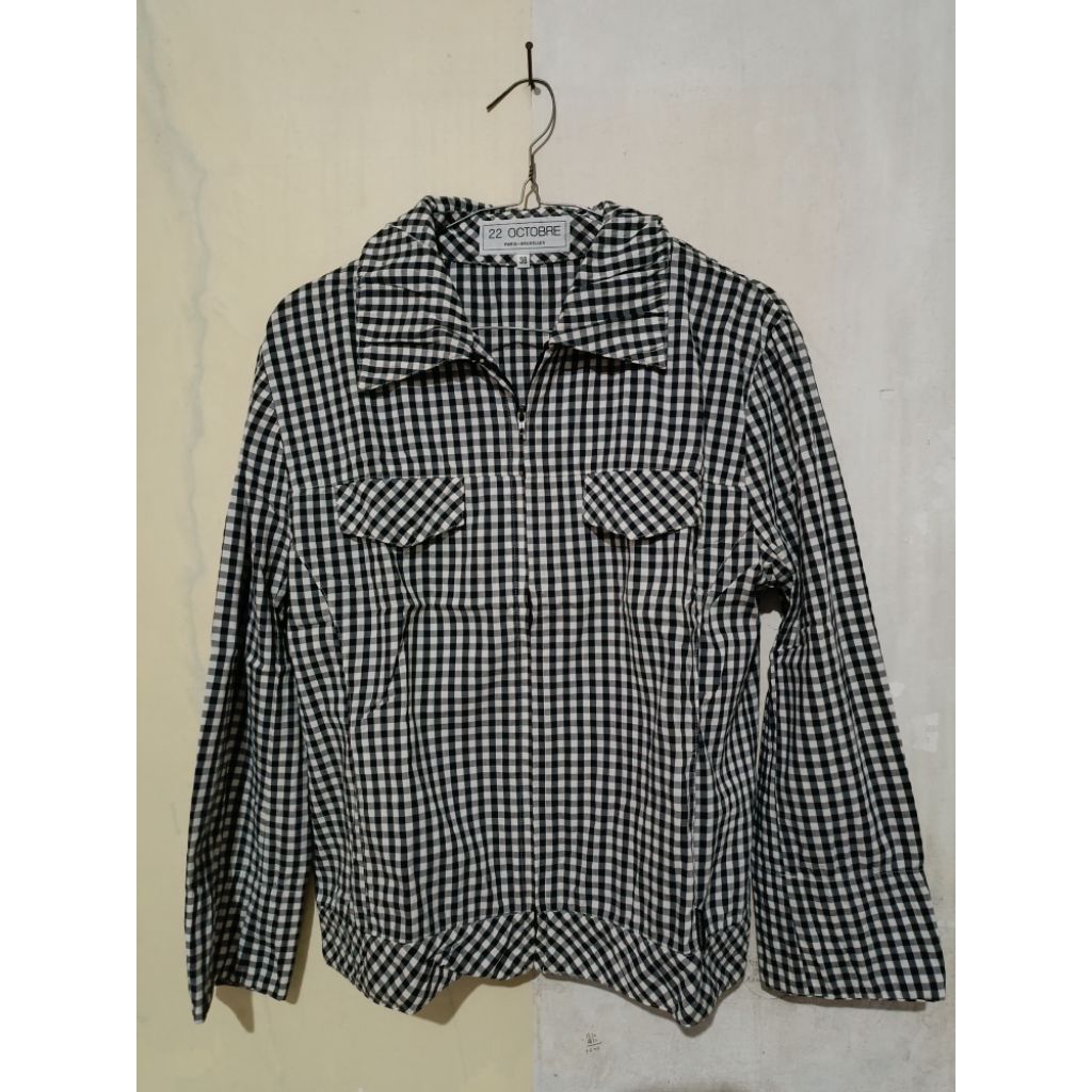 Kemeja Kotak Kotak Hitam Putih Wanita - 22 Octobre