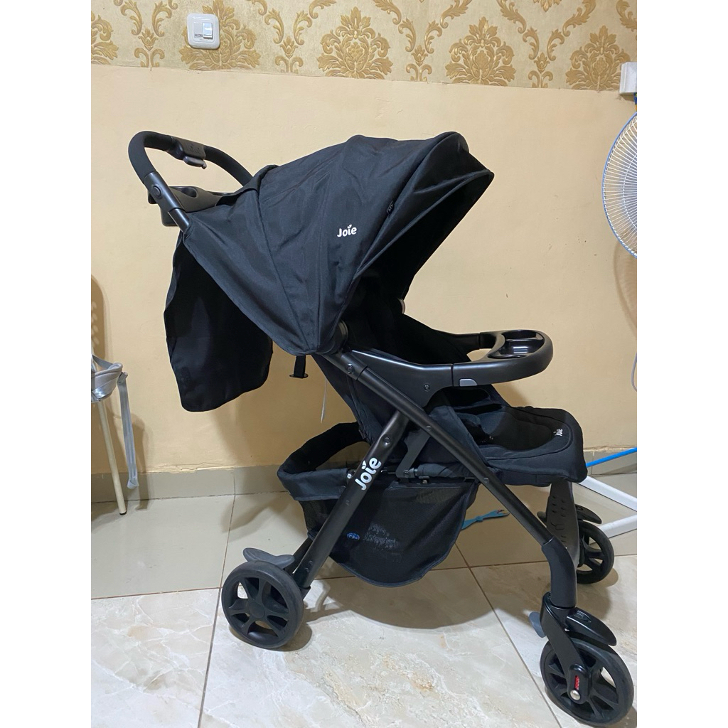 Preloved Stroller Joie Muze LX