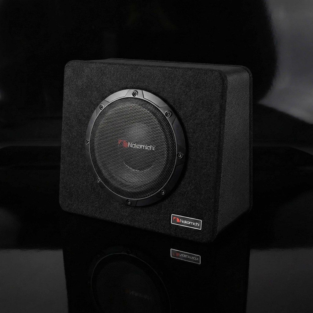 Nakamichi NBF 20.0 Compact : Subwoofer Aktif Mobil 8 Inch - Built-in Amplifier - Bass Box Design