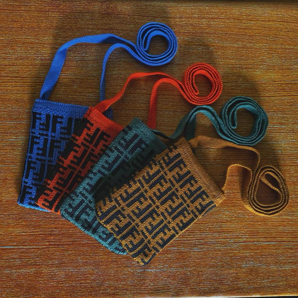 Tas Serut Mini / Tas Rajut / Tas kerut / Tas rajut HP