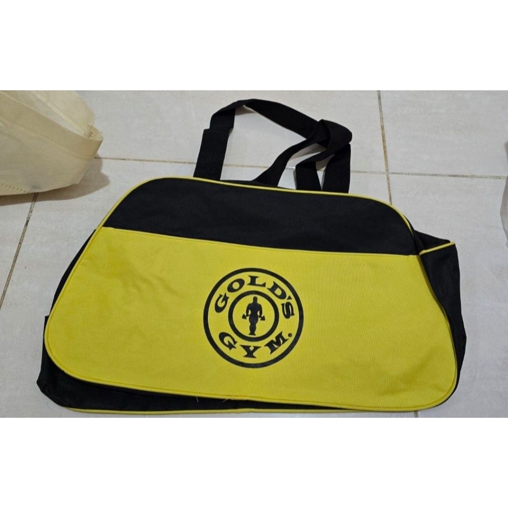 Tas Gold's Gym