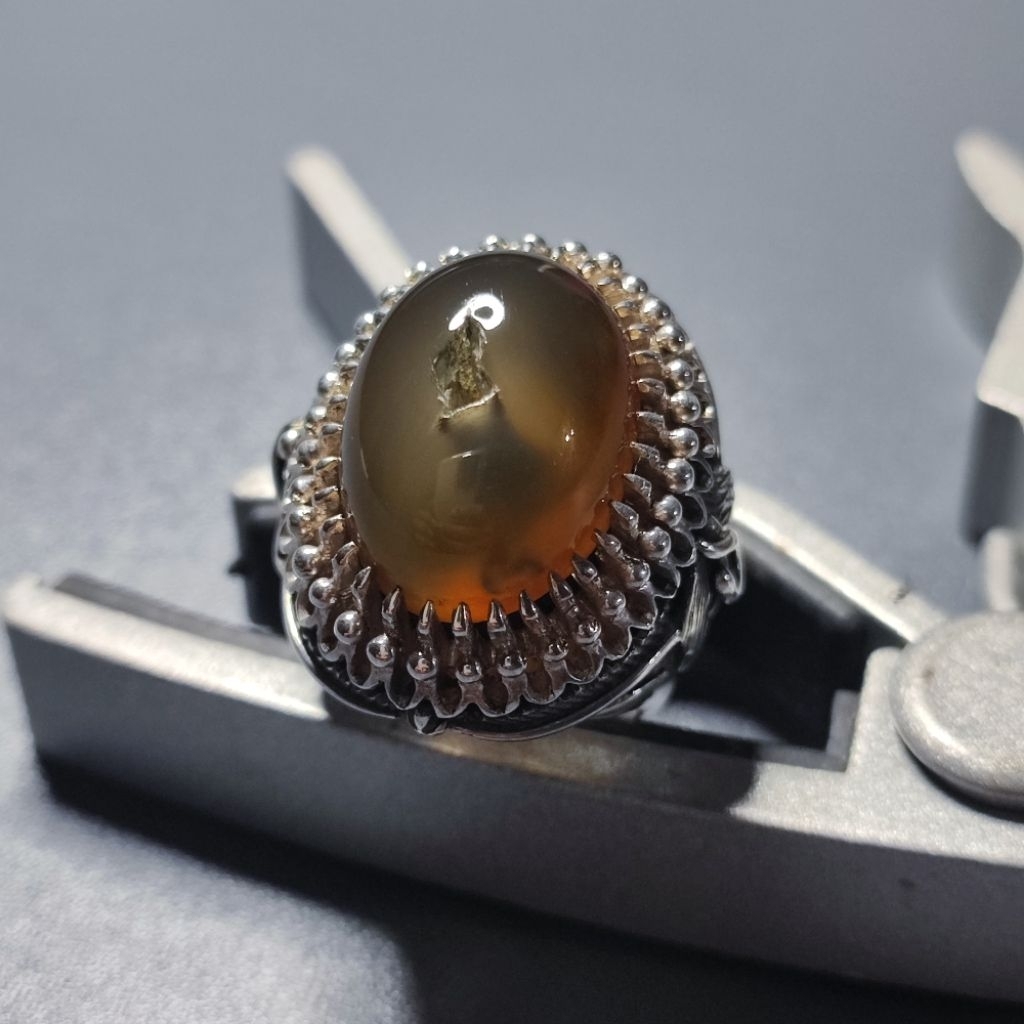 Batu akik lumut lawas combong