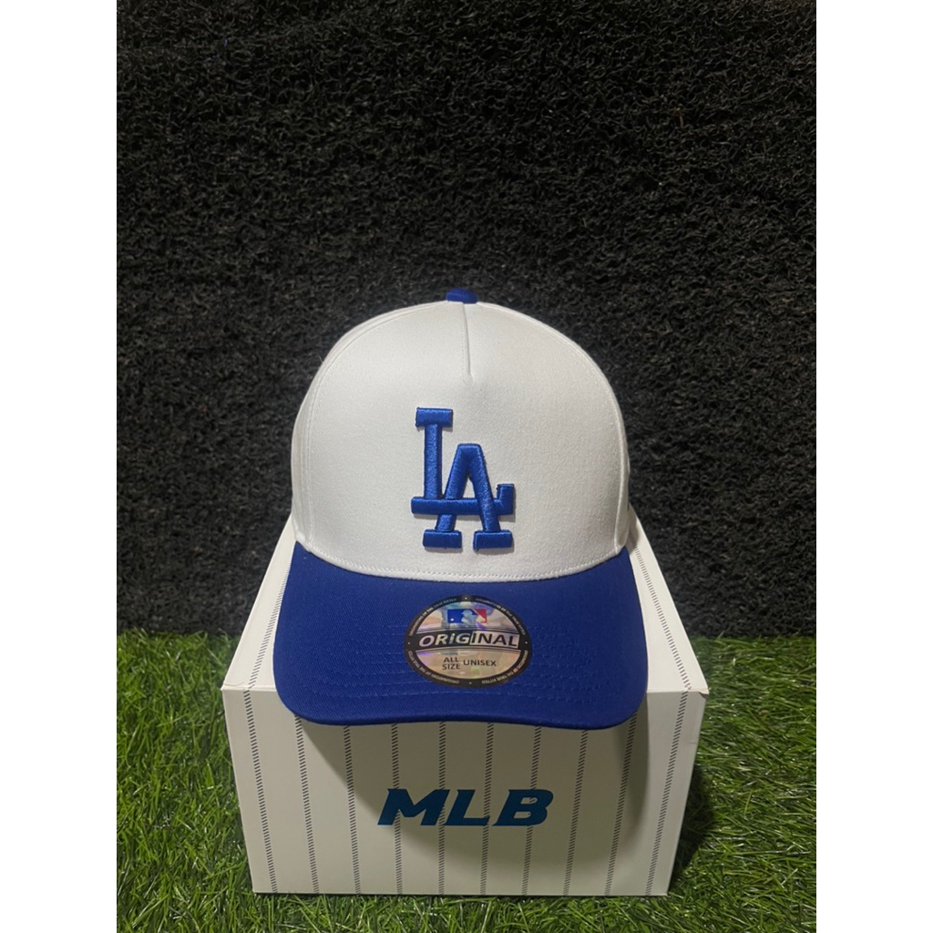 Topi Premium Pria Wanita Basket MLB Logo LA Biru Bahan Putih Visor Biru