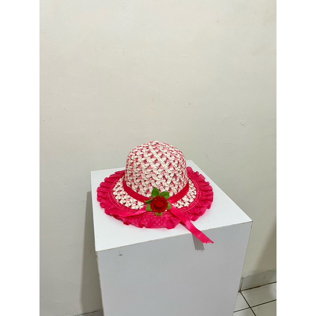 [PRELOVED] TOPI PANTAI ANAK WARNA PINK