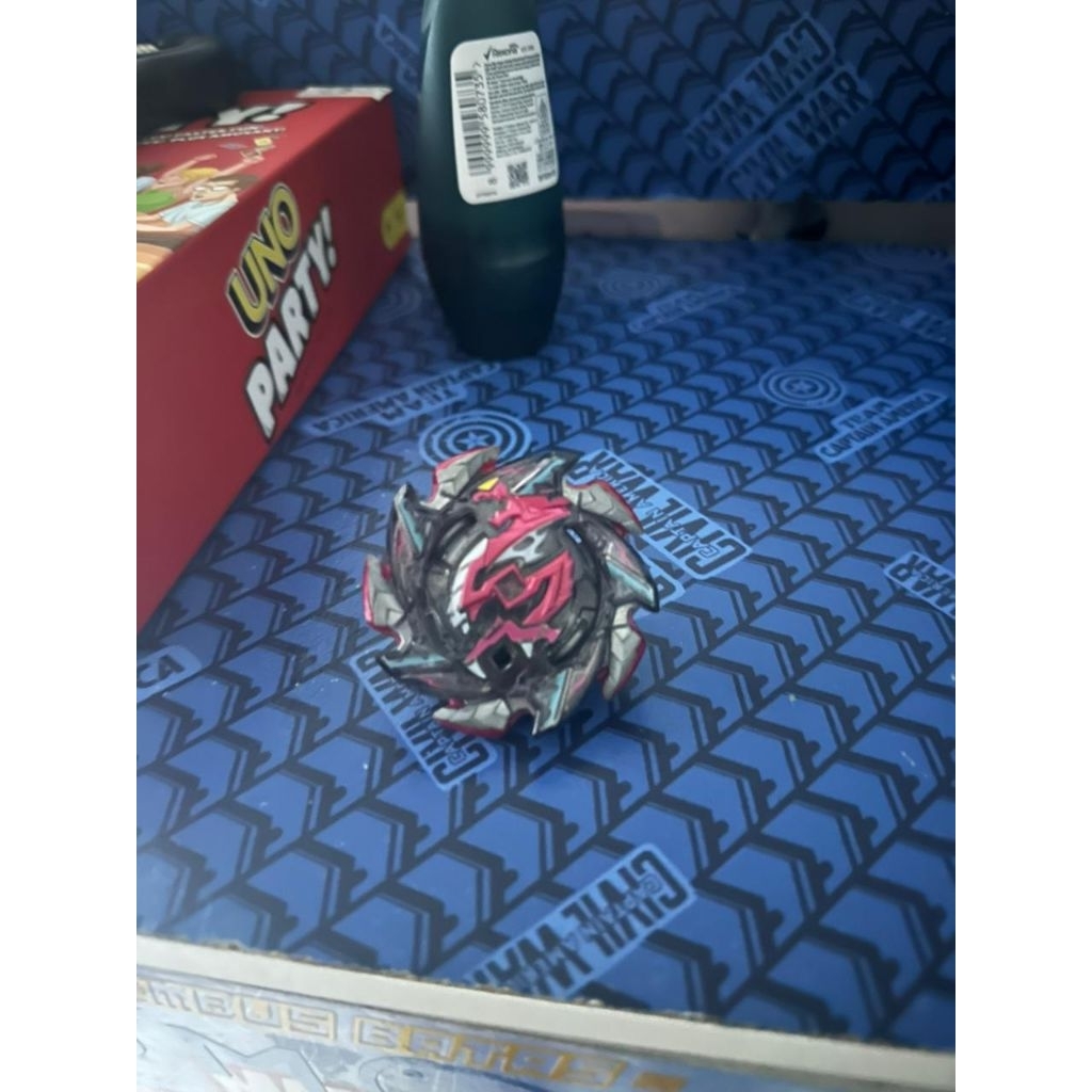 beyblade burst turbo - hell salamender